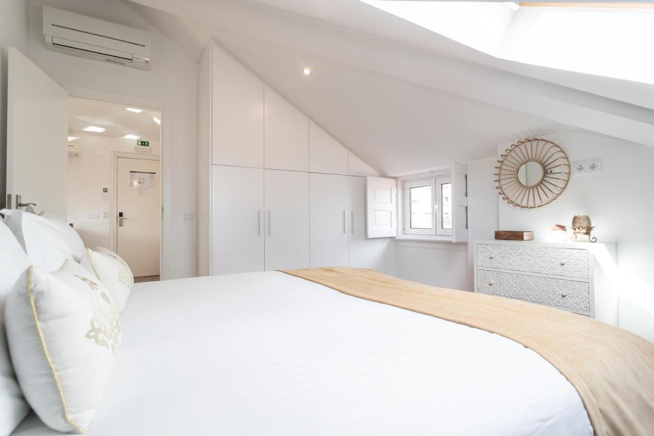 Duques Villa Luxury Guesthouse ลิสบอน ภายนอก รูปภาพ